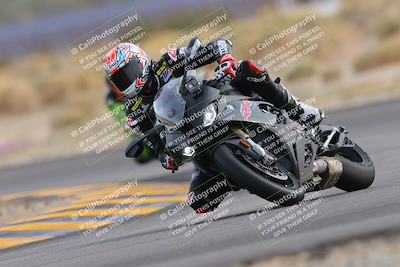 media/Dec-17-2022-SoCal Trackdays (Sat) [[224abd9271]]/Turn 16 (210pm)/